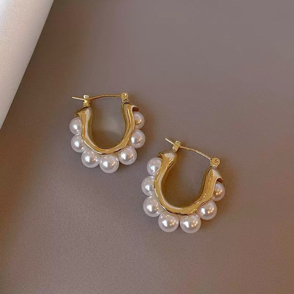 E44 Woman's Earrings /ក្រវិល