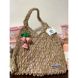 កាបូបស្ពាយចំហៀងក្រមា M