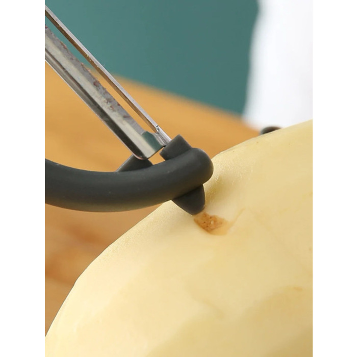 Stainless Steel Peeler - Random Color