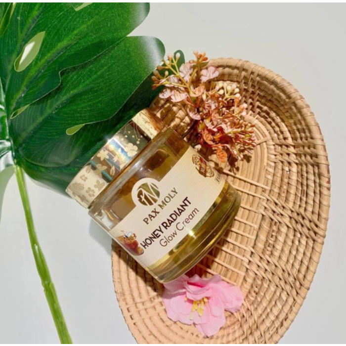 Pax Moly Honey Radiant Glow Cream 100g - 1 Cup