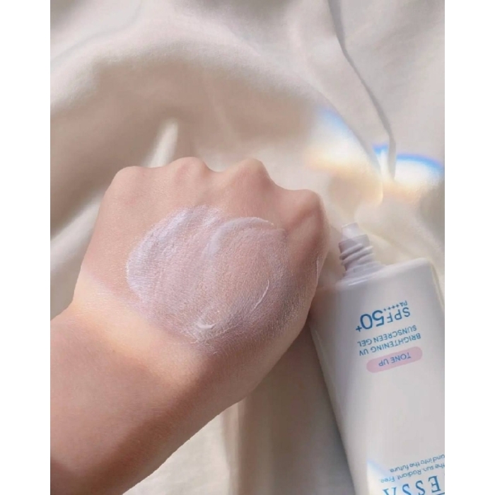 ANESSA Tone Up Brightening UV Sunscreen