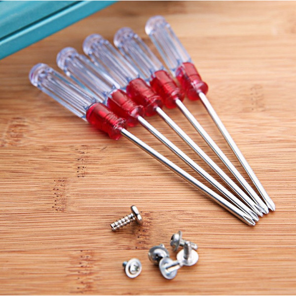 Screwdriver - Random Color