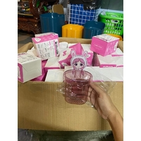 កំប៉ុងដាក់ច្រាសដុសធ្មេញ