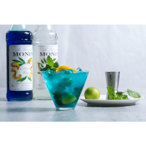 Blue Curacao Syrup – ទឹកសេរ៉ូរសជាតិ ប្លូខារ៉ាខាវ