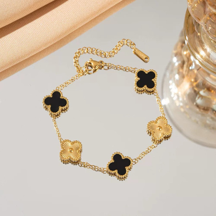 Women's Bracelet / ខ្សែដៃ UP141