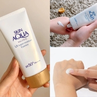 SKIN AQUA Super Moisture Essence 80g
