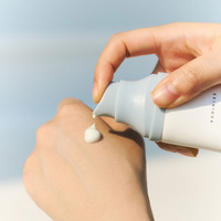 SKIN1004 HYALU-CICA Water-Fit Sun Serum SPF50+ PA++++