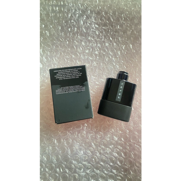 Prada Luna Rossa Black Eau de Parfum 9ml / ទឹកអប់បុរស