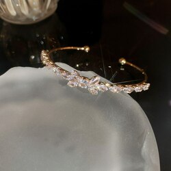 Dainty Handwheel Bracelet