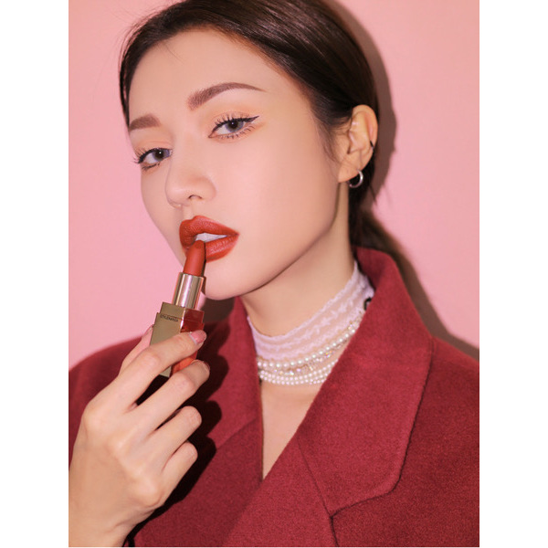 ក្រែមលាបមាត់ 3CE Matte Lip Color #228 RED SEVENTIES