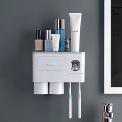 Bathroom storage (small)