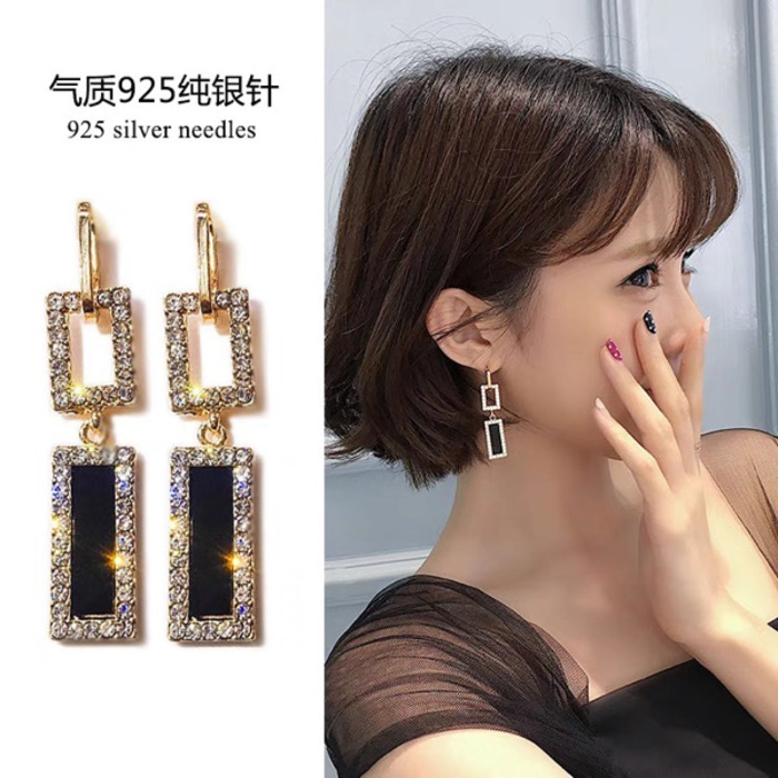 Earrings UP079