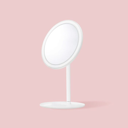 កញ្ចក់មានភ្លើង ​LED