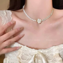 Woman's Fashion Necklace (ខ្សែកនារី) UP118
