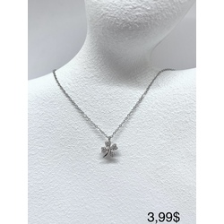 Flower Pendant Necklace
