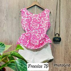 Women Sleeveless Top