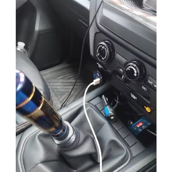 USB- car charger 4port 