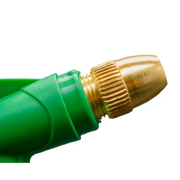 ទុយយ៉ោ បាញ់ទឹក