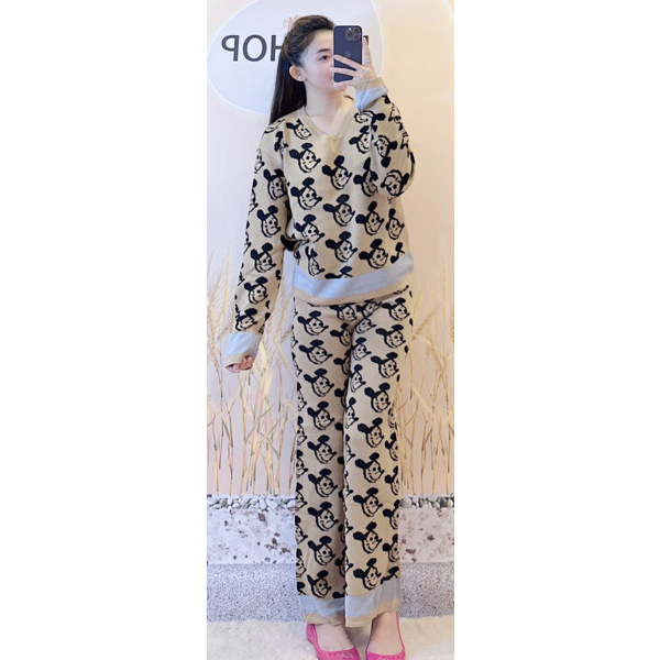 Knitted Wear Size L