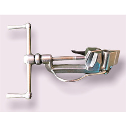 អង្គុំរិតខ្សែហ្វីយ៉ា​ ពណ៌ប្រាក់