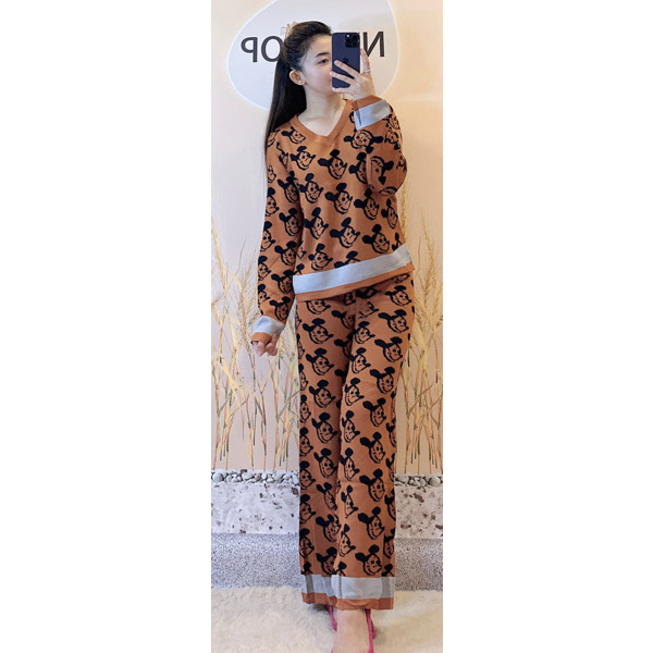 Knitted Wear Size L