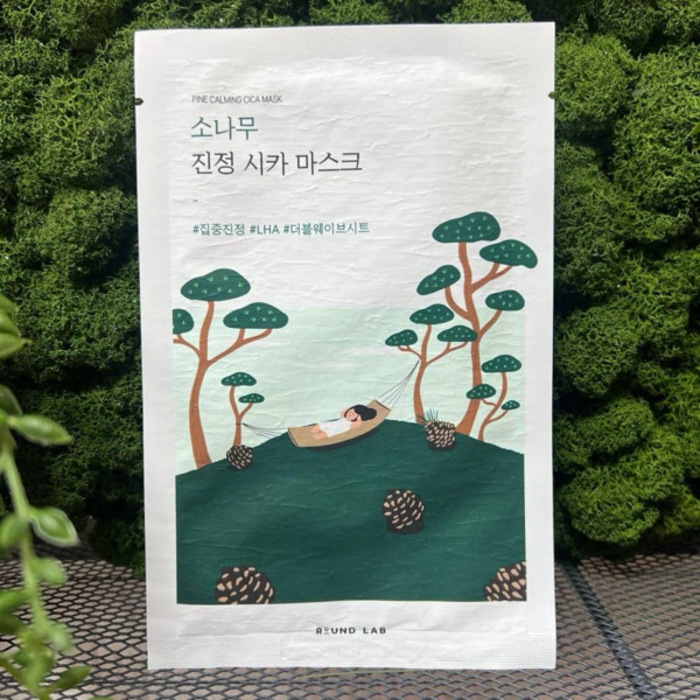 Round Lab Pine Calming Cica Mask