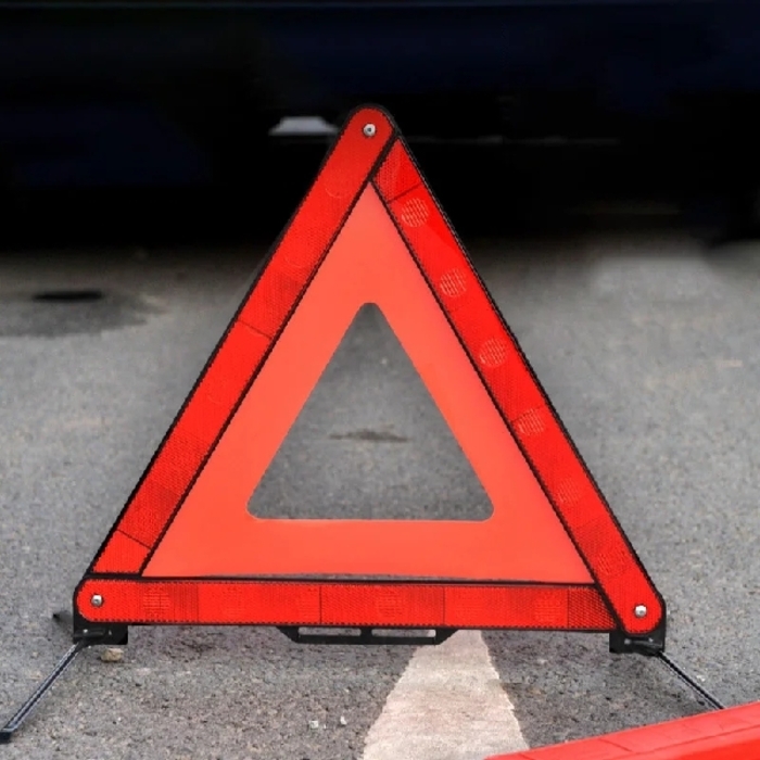 Car Tripod Warning Sign 