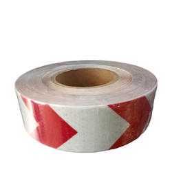 Reflected White Tape with Red Arrow 5mm'45m