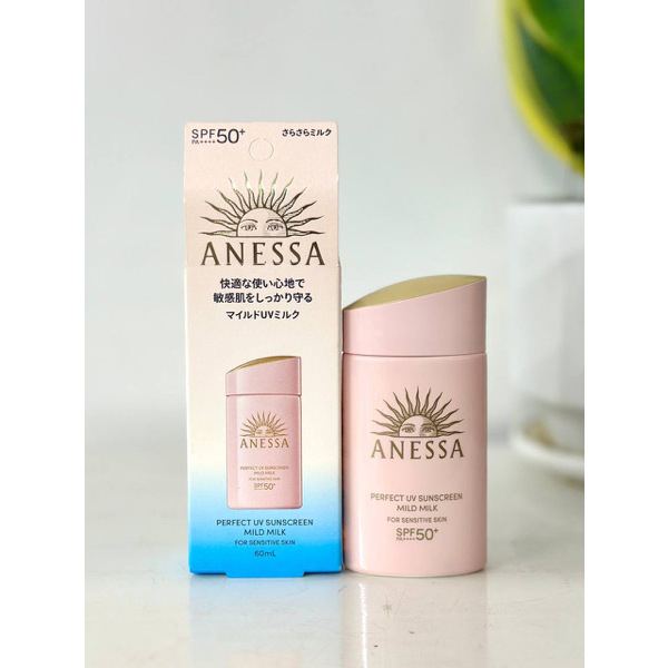 Anessa Perfect UV Sunscreen Mild Milk