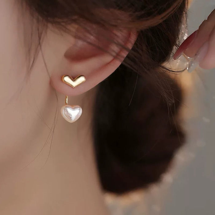 Woman's Fashion Earrings