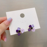 E59 Woman's Earrings /ក្រវិល