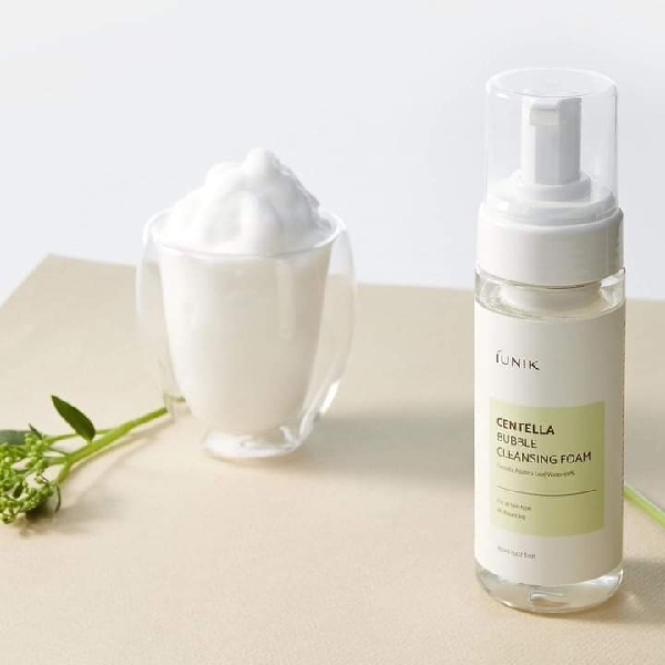 iUNIK Centella Bubble Cleansing 