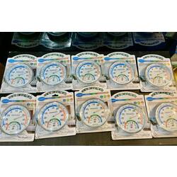 Auto Humidity Thermometer