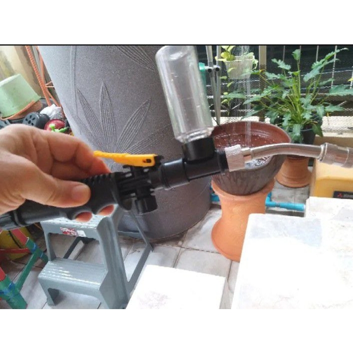 Car and motorcycle washer nozzle