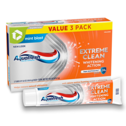 Aquafresh Extreme Clean Whitening Action Fluoride Toothpaste (1PC )