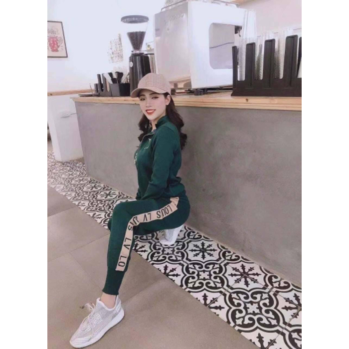 Women T-Shirt and Pants Set