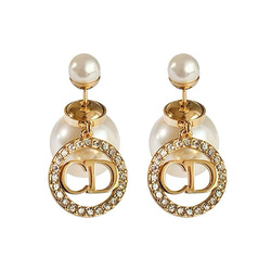 Woman's Fashion Earrings / ក្រវិលនារី