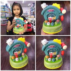 Playing Hamster Game 