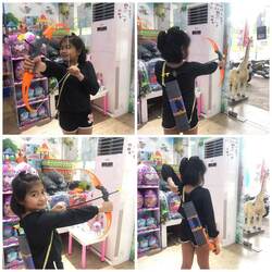 ធ្នូរមានគ្រាបជប់កញ្ចក់ HK K039