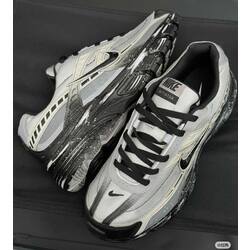 Nike Initiator (White & Black)