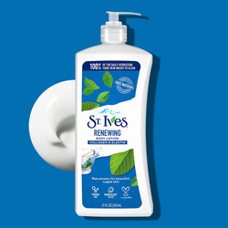 ST. Ives Renewing Body Lotion 621ml