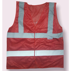 អាវពន្លឺសុវត្ថិភាព 3M ពណ៌ក្រហម ចំណាំងផ្លាតពណ៌ប្រាក់ - ទំហំហ្វ្រីសាយ