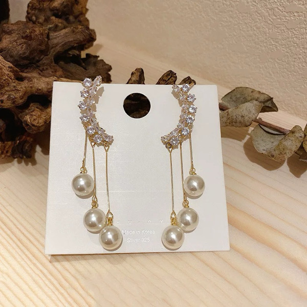 Woman's Fashion Earrings / ក្រវិលនារី