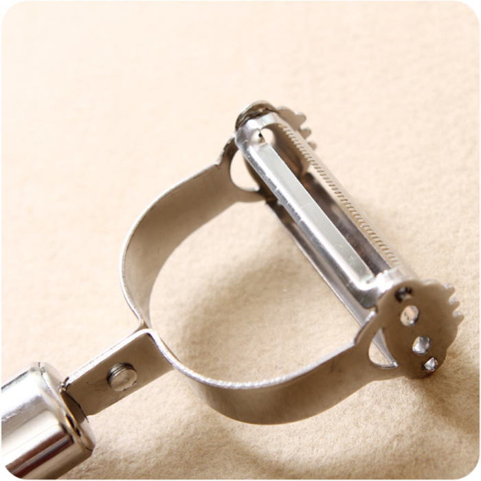 Stainless Steel Fruit and Vegetable Peeler - 1PC