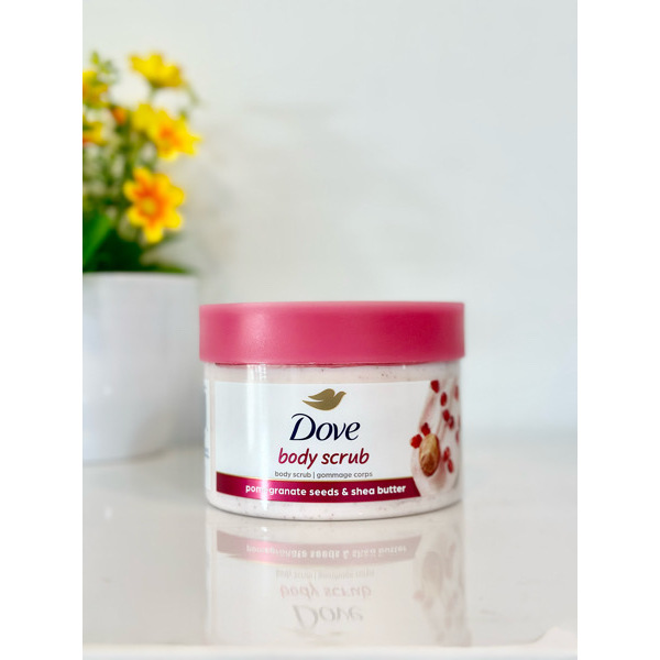 Dove Body Scrub Pomegranate seeds & Shea Butter298g