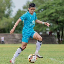 អាវកីឡាបុរស ដៃខ្លី ពណ៌បៃតង