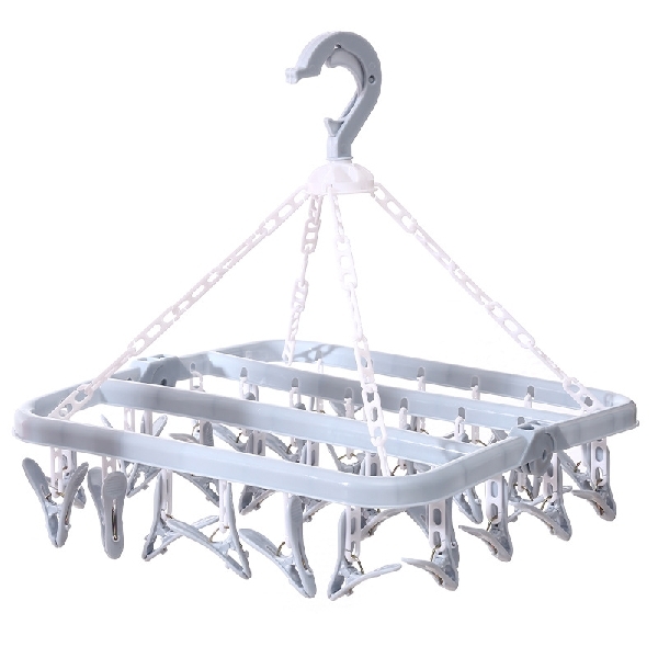 Clothes Hanger 32 Clips