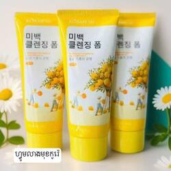 Foam ហ្វូមលាងមុខកូរ៉េផ្សំពីផ្លែក្រូចសំបូរដោយវីតាមីន C