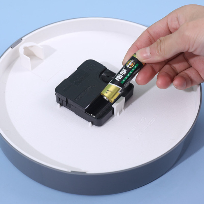 Round Wall Clock - Random 