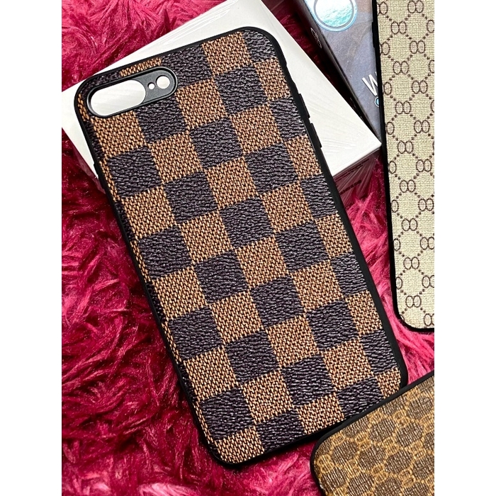 សំបកទូរសព្ទ LV ការ៉ូ iPhone 7/8 Plus